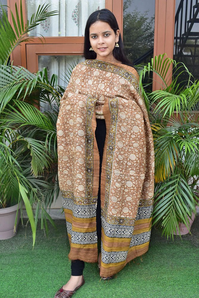 Geecha Silk Dupatta with Hand Block print
