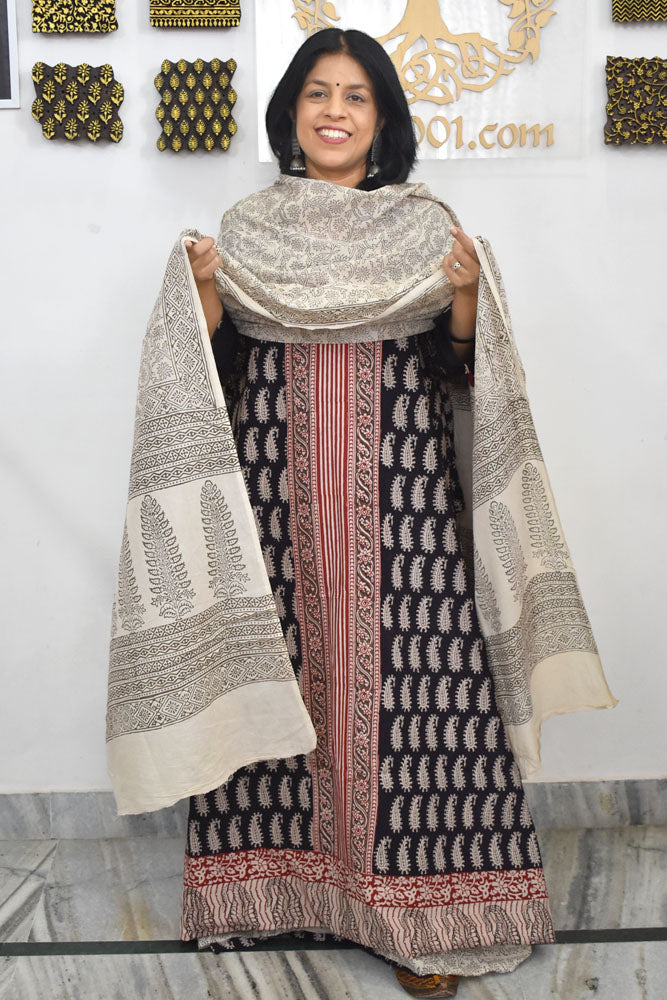 Bagh Hand Block Printed unstitched 3 pc Cotton suit fabric from MP