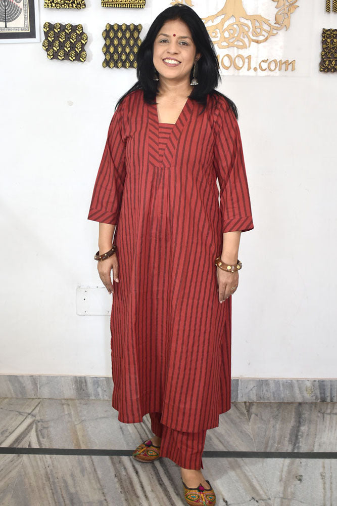 Elegant Hand Block Printed Cotton Kurta and pant set - Sizes 40 - 46