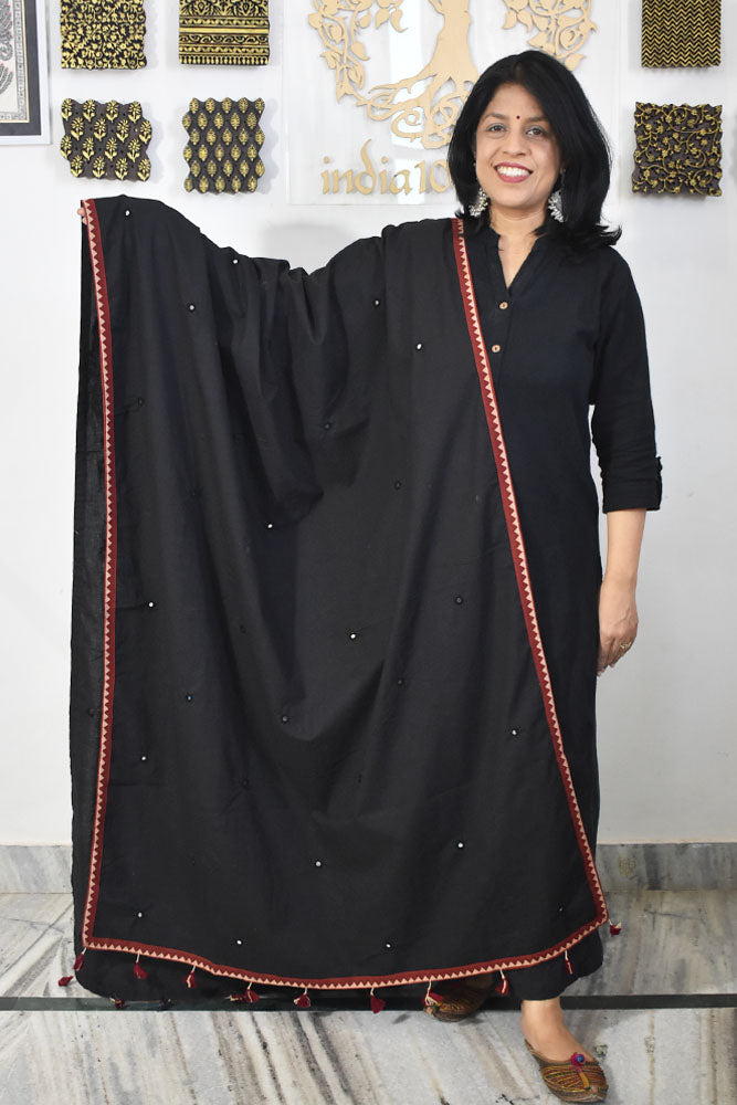 Beautiful Cotton Dupatta With Mirror Works