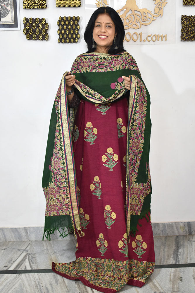 Beautiful Handwoven Cotton suit with Hand block print