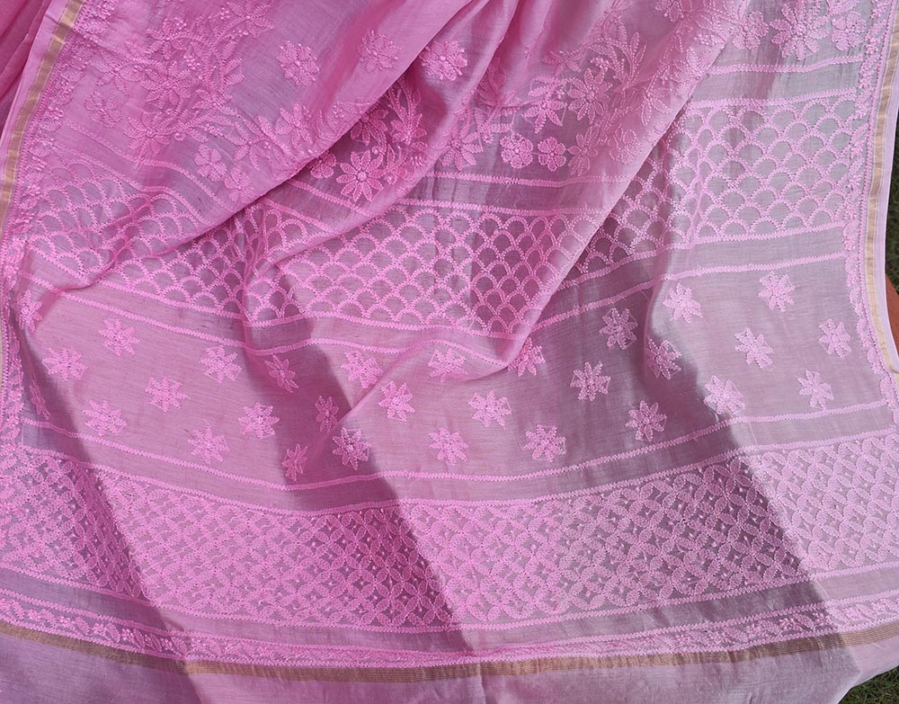 Elegant Ombre-Dyed Chanderi Silk Cotton Saree with Lucknowi Chikankari work