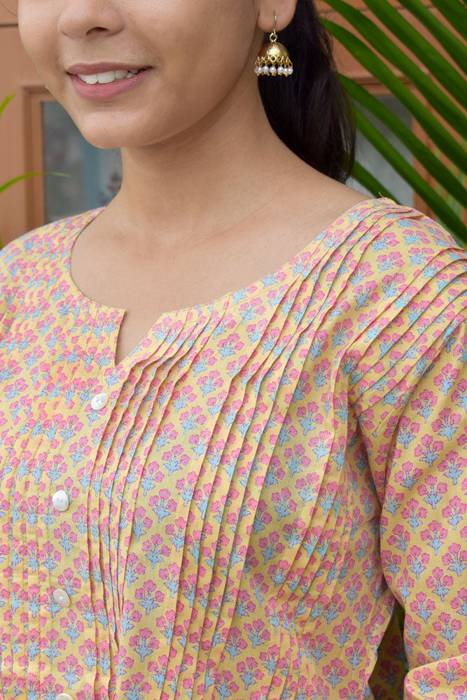Elegant Soft Cotton Short top / Kurta with pleats Size - 36, 38, 40, 42
