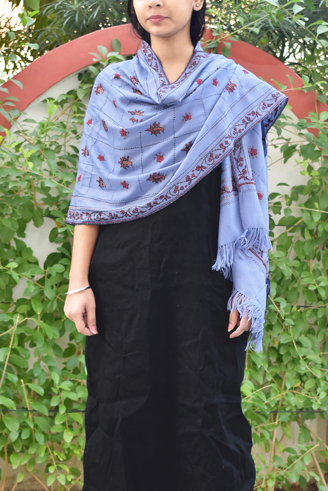 Intricate Kashmiri Sozni Hand Embroidery & Cutwork Work Woolen StoleStole