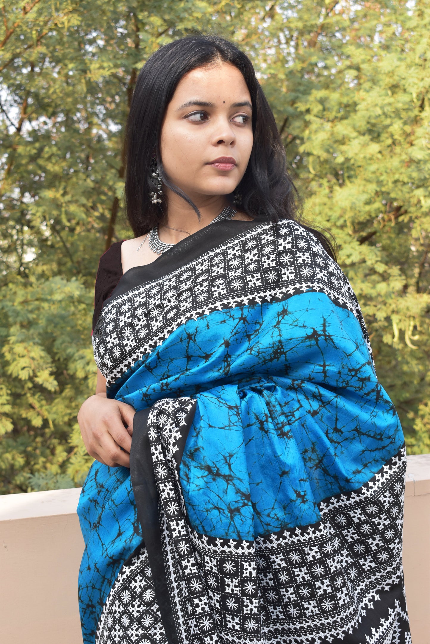 Hand Embroidered Sindhi Stitch work & Wax Batik Bangalore Pure Silk saree