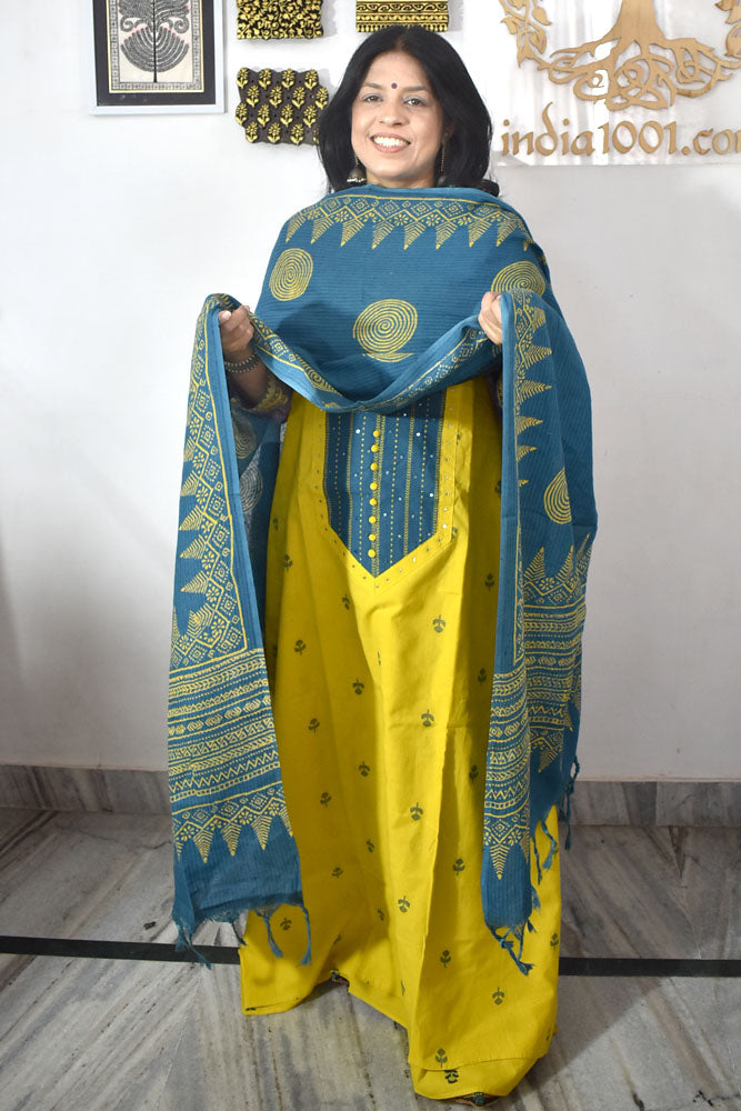 Elegant woven cotton suit with Cotton dupatta