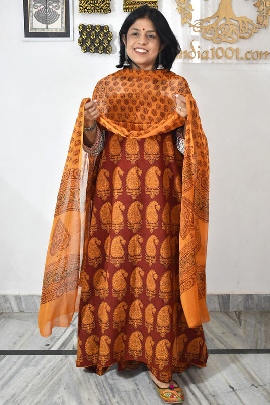 Classic Bagh Block Printed unstitched suit fabric with chiffon dupatta