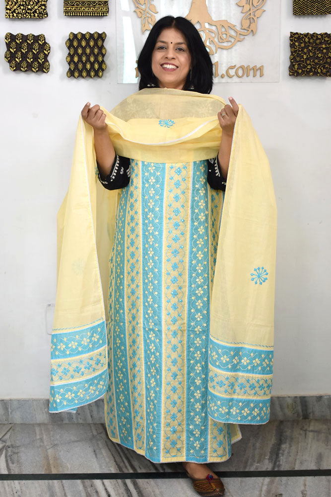 Elegant Organdy Semi Stiched Kurta & Dupatta set with Hand done Phool patti work and Applique border