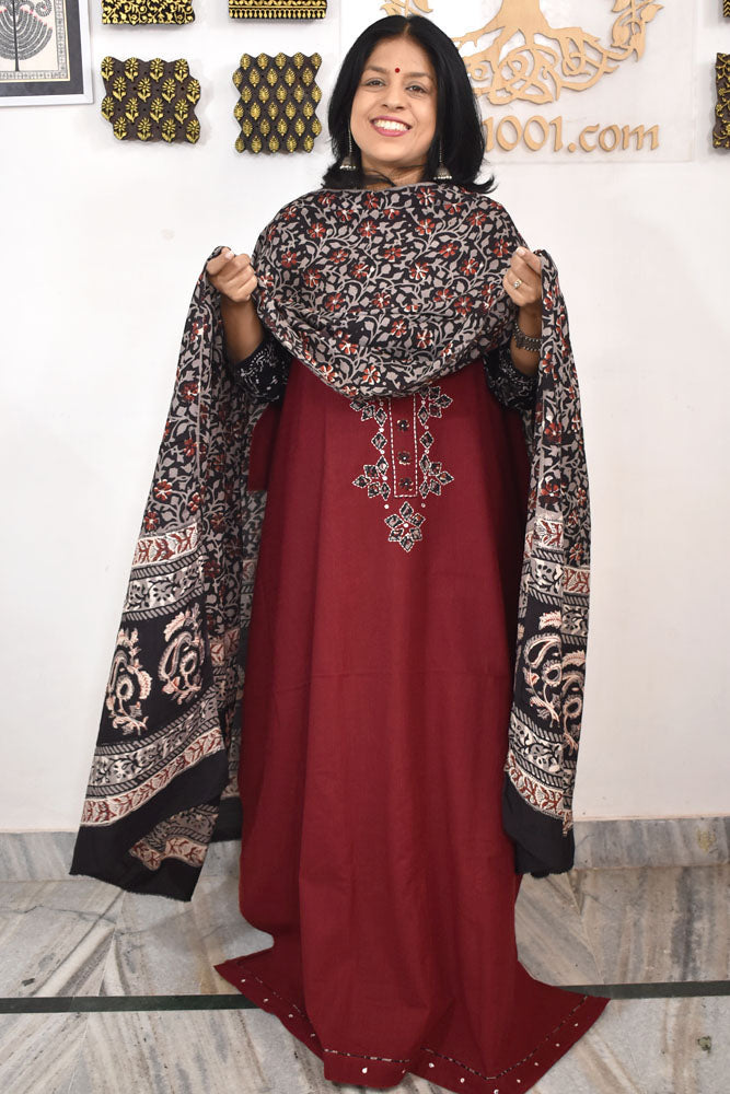 Beautiful Cotton Unstitched Suit with Neck patch, Intricate Hand Embroidery & Block print Muslin dupatta