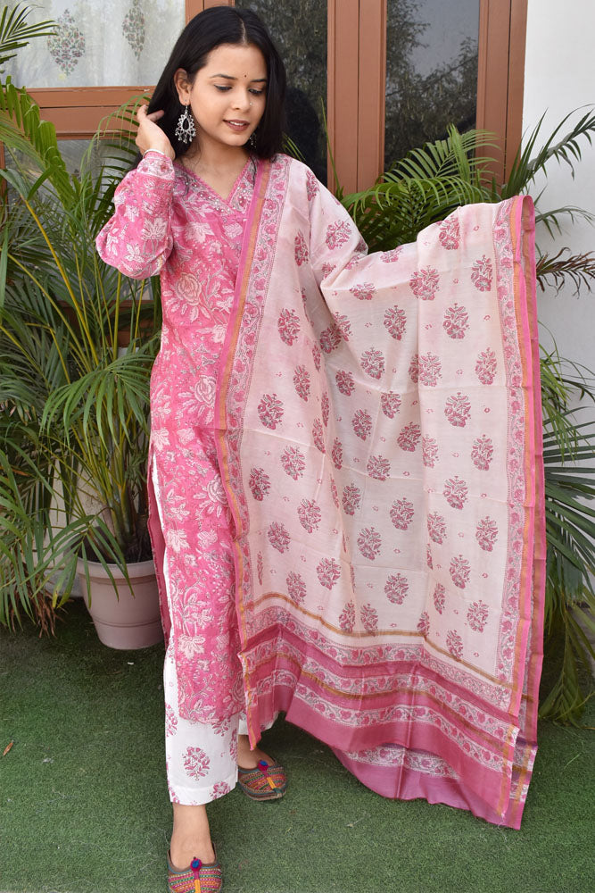 Beautiful Printed Chanderi suit with Lace details, Sequin work & Embroidery - Kurta , Chanderi Dupatta & Pant - size   44