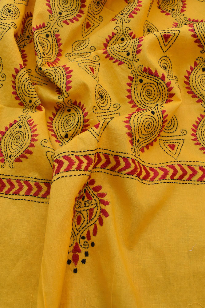 Hand embroidered Cotton Dupatta with Bengal Kantha work