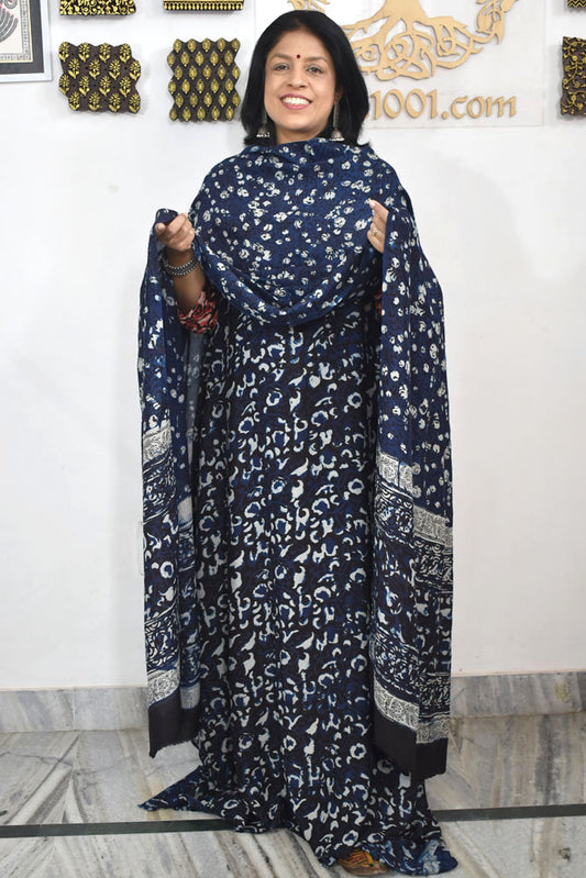 Hand Block Printed Muslin unstitched suit fabric with cotton bottom