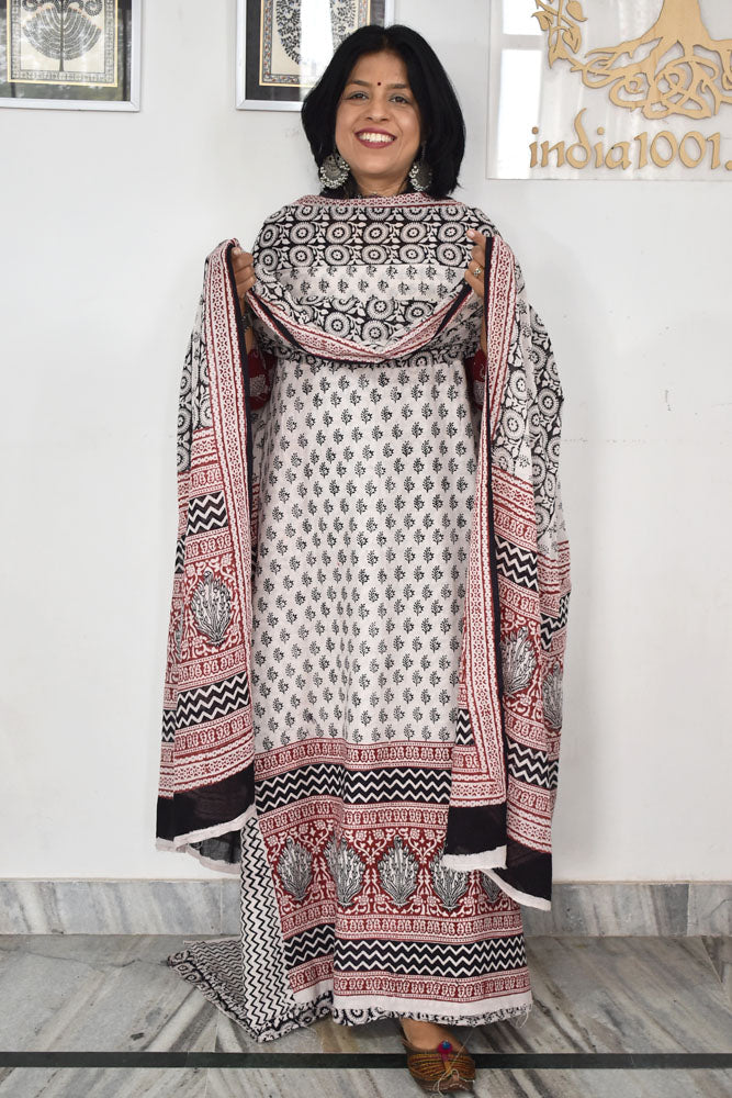 Bagh Hand Block Printed unstitched 3 pc Cotton suit fabric from MP