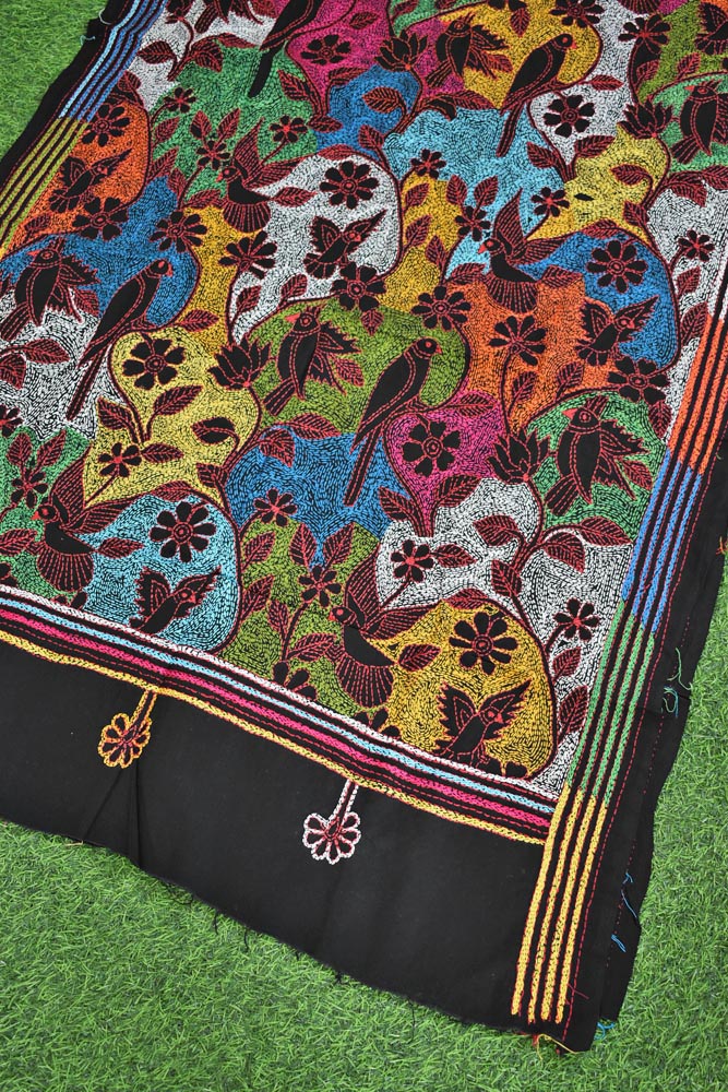 Hand embroidered Cotton Dupatta with Bengal Nakkshi Kantha work