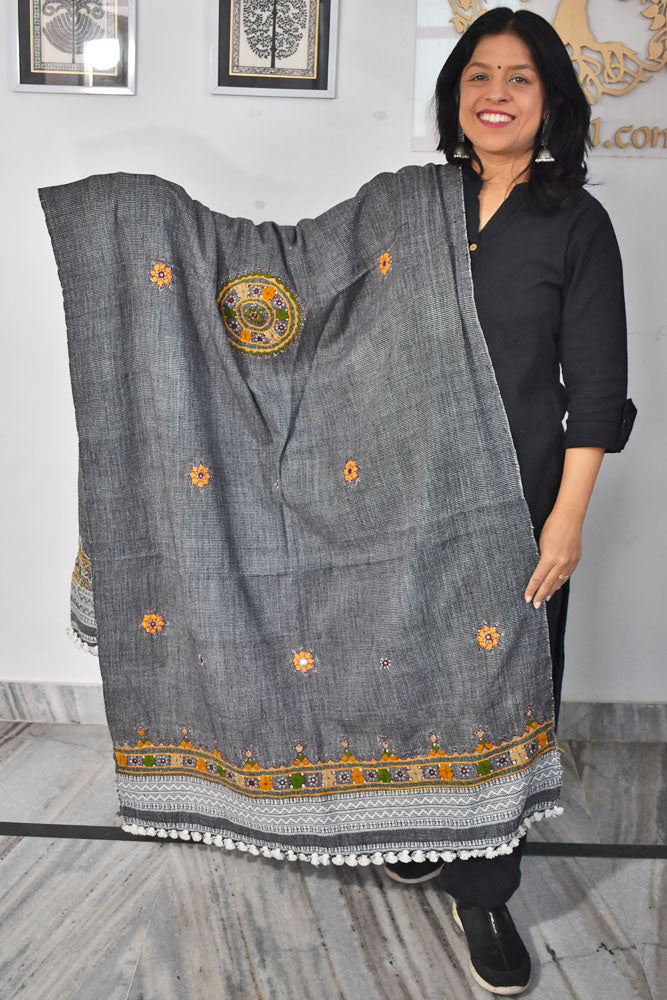 Handwoven Bhujodi Intricate Hand Embroidery & Hand Mirror Work Woolen Shawl