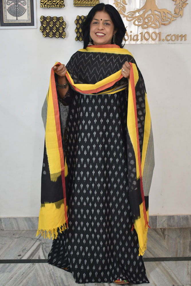 Handwoven Ikkat Cotton dupatta with Woven Ikkat Cotton Kurta