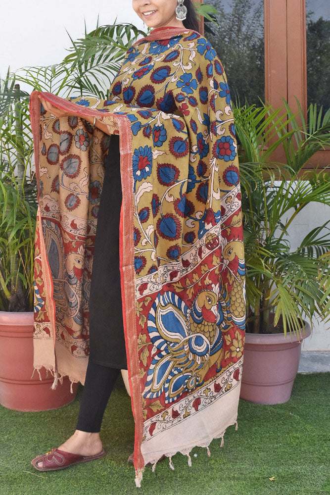 Bhavya : Beautiful Bangalore Cotton Silk Hand Painted Kalamkari Dupatta