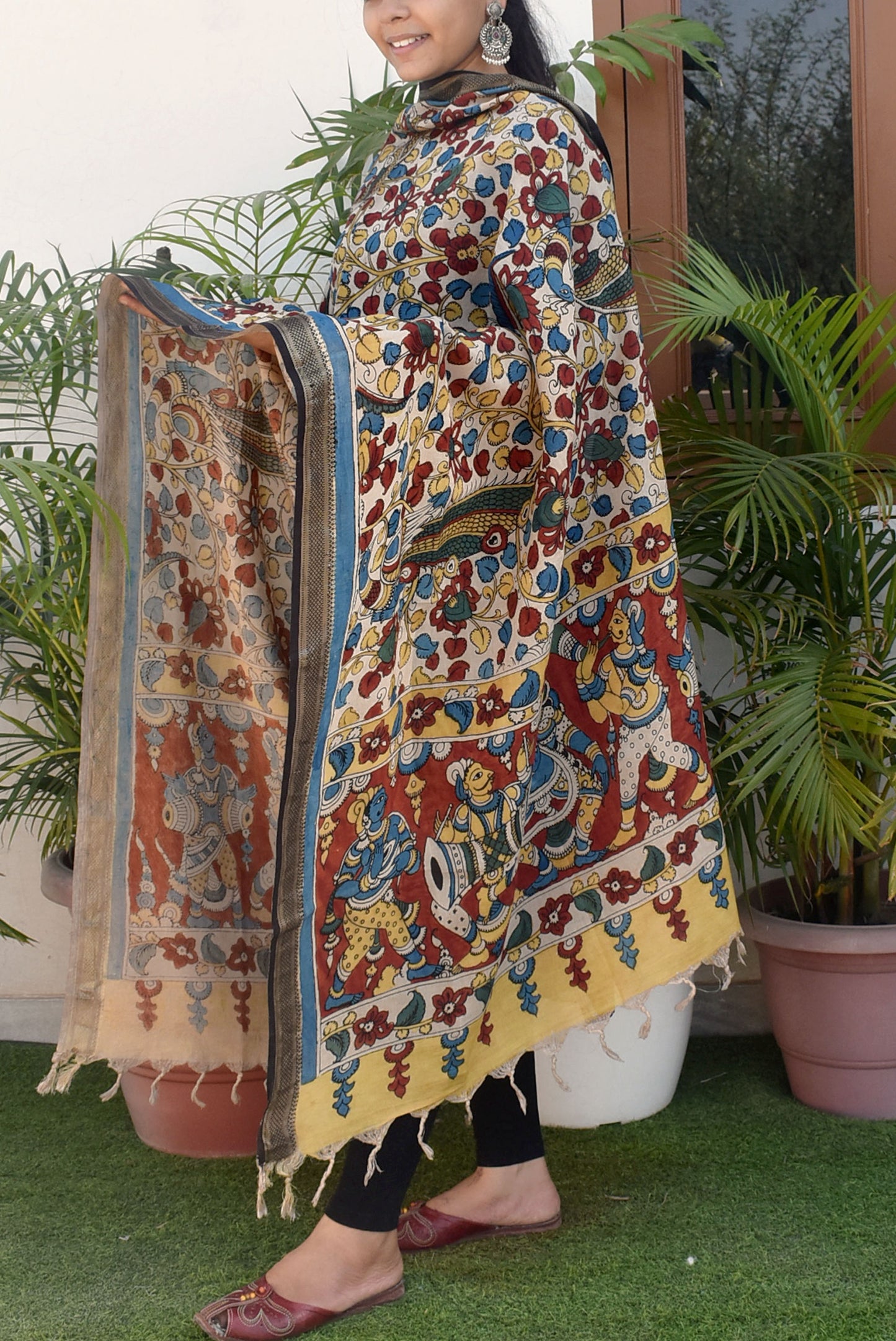 Sangeeta : Beautiful Bangalore Cotton Silk Hand Painted Kalamkari Dupatta