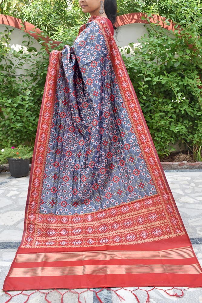 Beautiful Banarasi Dupatta with Patola Inspired patterns