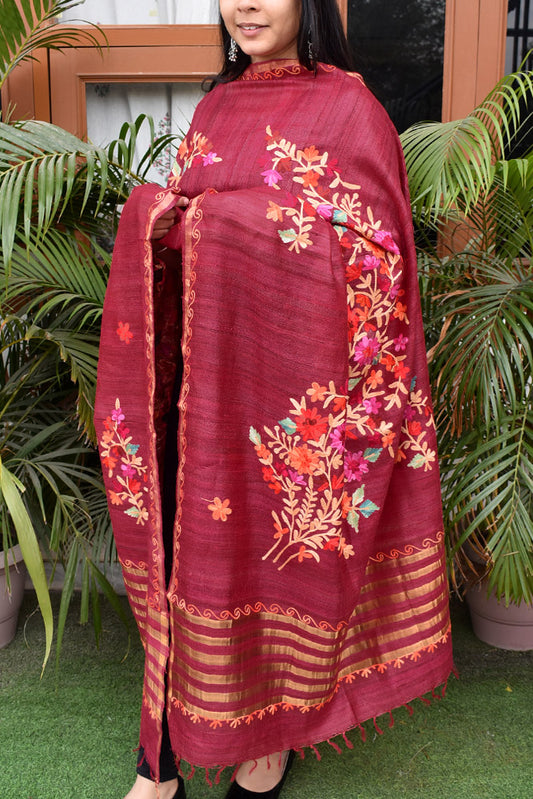 Elegant Geecha Silk dupatta with thread Aari work & Zari border & zari weave on the palla