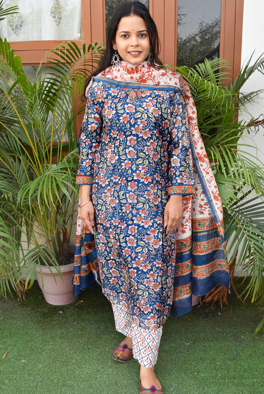 Beautiful Printed Chanderi suit with Lace details, Sequin work & Embroidery - Kurta , Chanderi Dupatta & Pant - size 38, 42, 44
