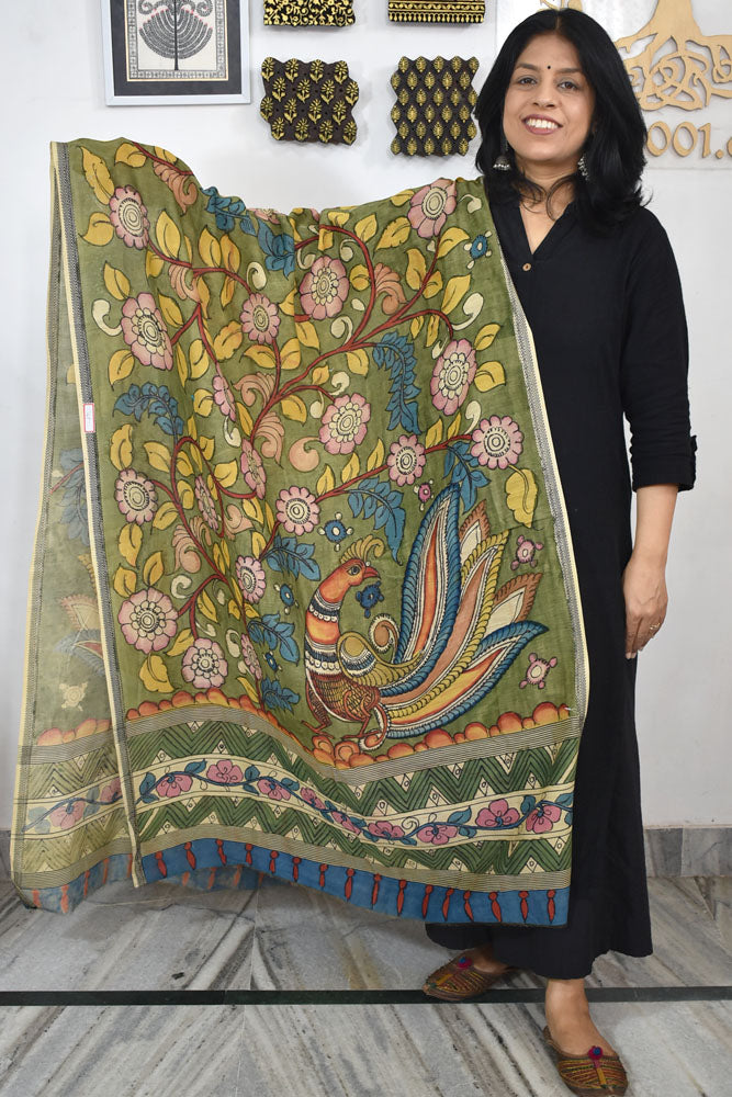Beautiful Maheshwari Hand Painted Kalamkari Dupatta