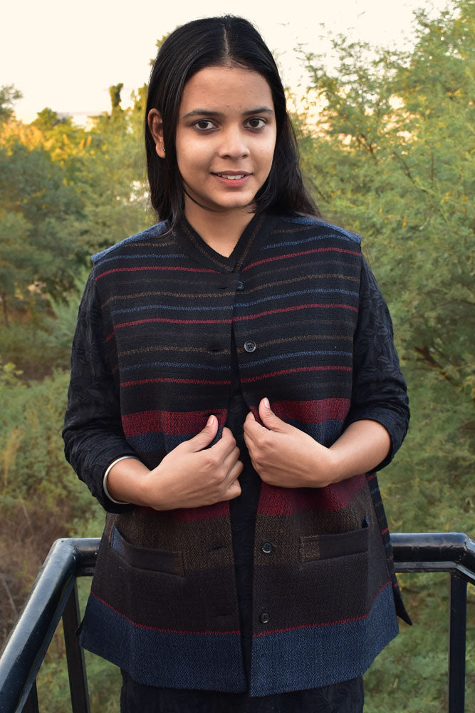 Handwoven Himalayan Wool Jacket with Satin silk inner lining - size 40, 42