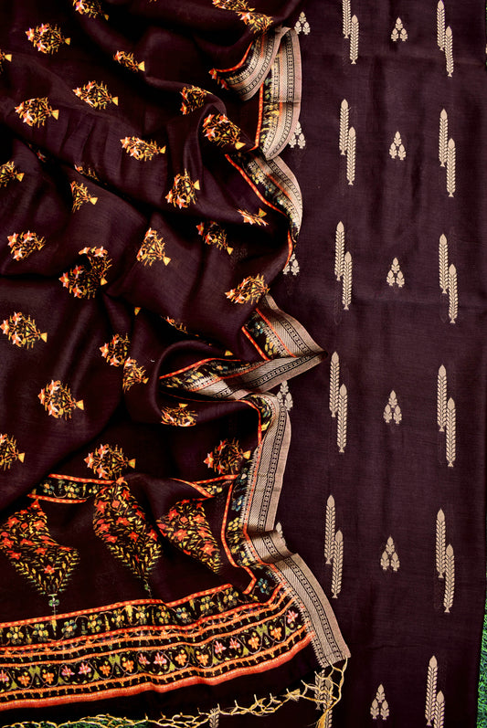 Fine & Elegant Banarasi Silk cotton Suit with a Pure Silk cotton Digital print dupatta