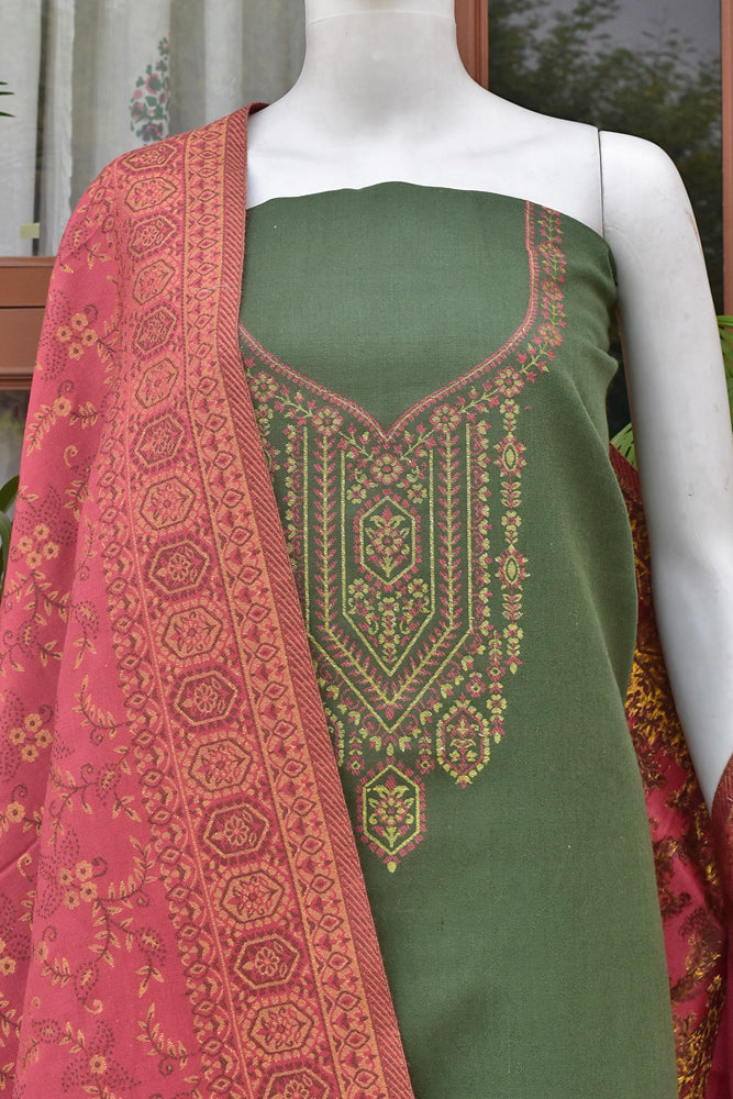 Beautiful Woolen Suit fabric & Stole with All over pattern and Zari & Thread weaving