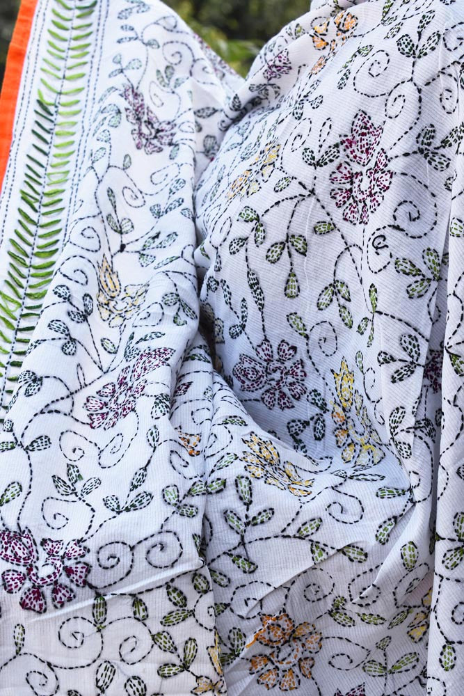 Beautiful Hand Embroidered Kantha Work Mul cotton Dupatta