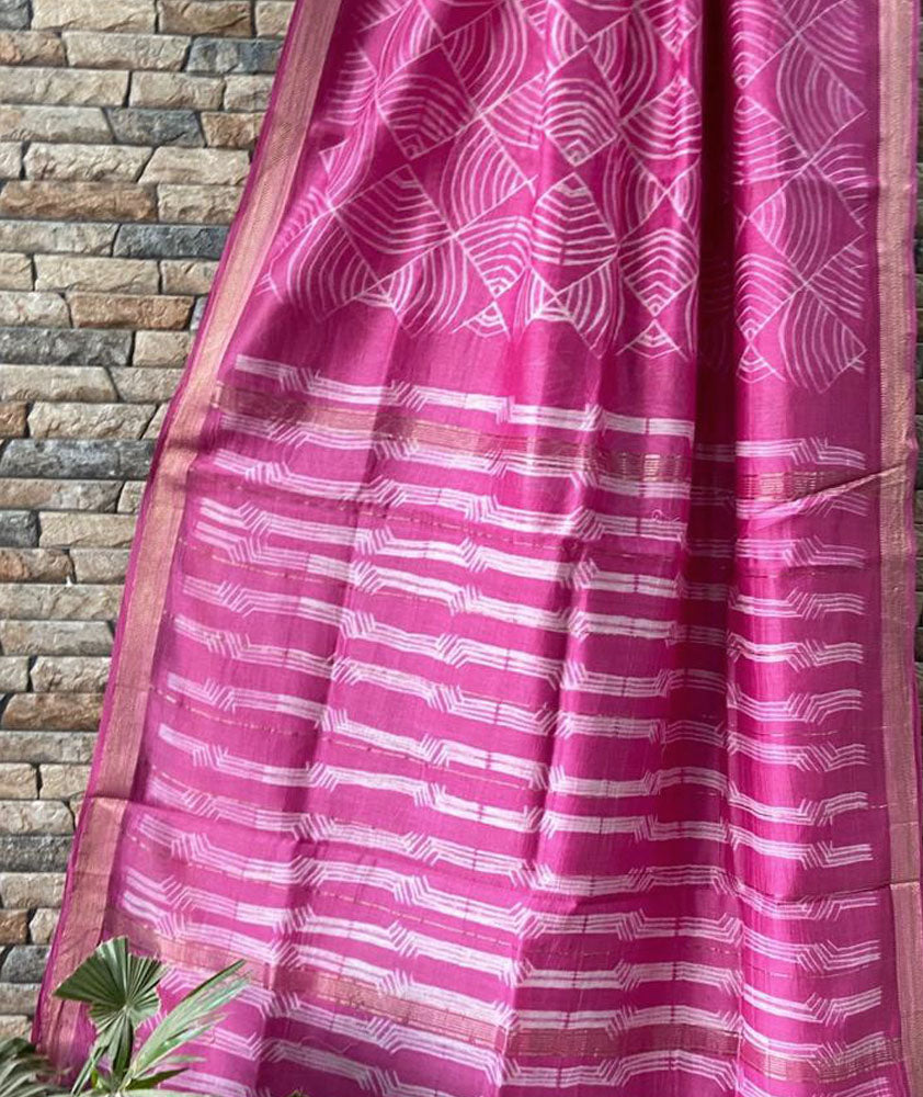 Handcrafted Shibori Tie-Dye Maheshwari Saree with Zari Border