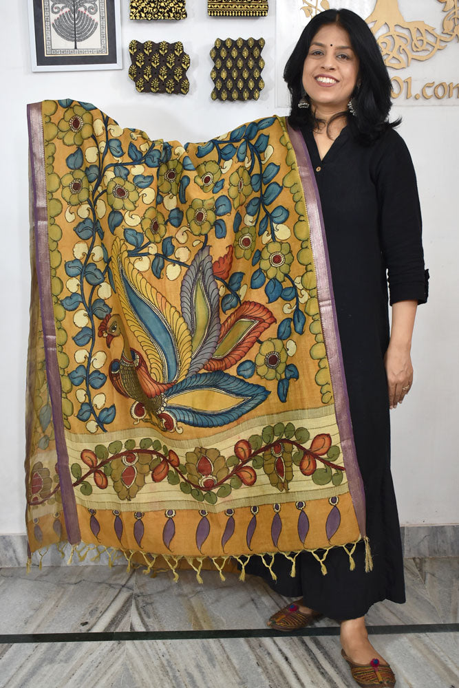 Beautiful Maheshwari Hand Painted Kalamkari Dupatta