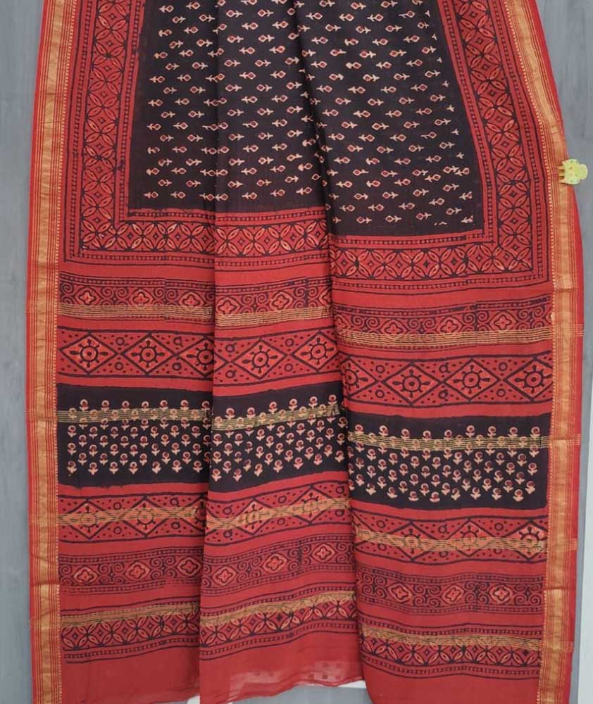 Elegant & Earthy Hand Block Printed Dabu Ajrakh Maheshwari Saree