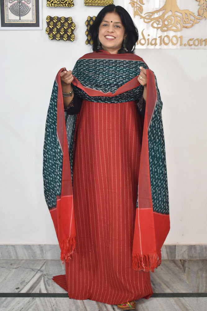 Handwoven Ikkat Cotton dupatta with Woven Ikkat Cotton Kurta