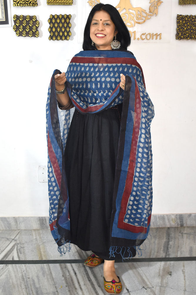 Elegant Hand Block Printed Pure Linen dupatta
