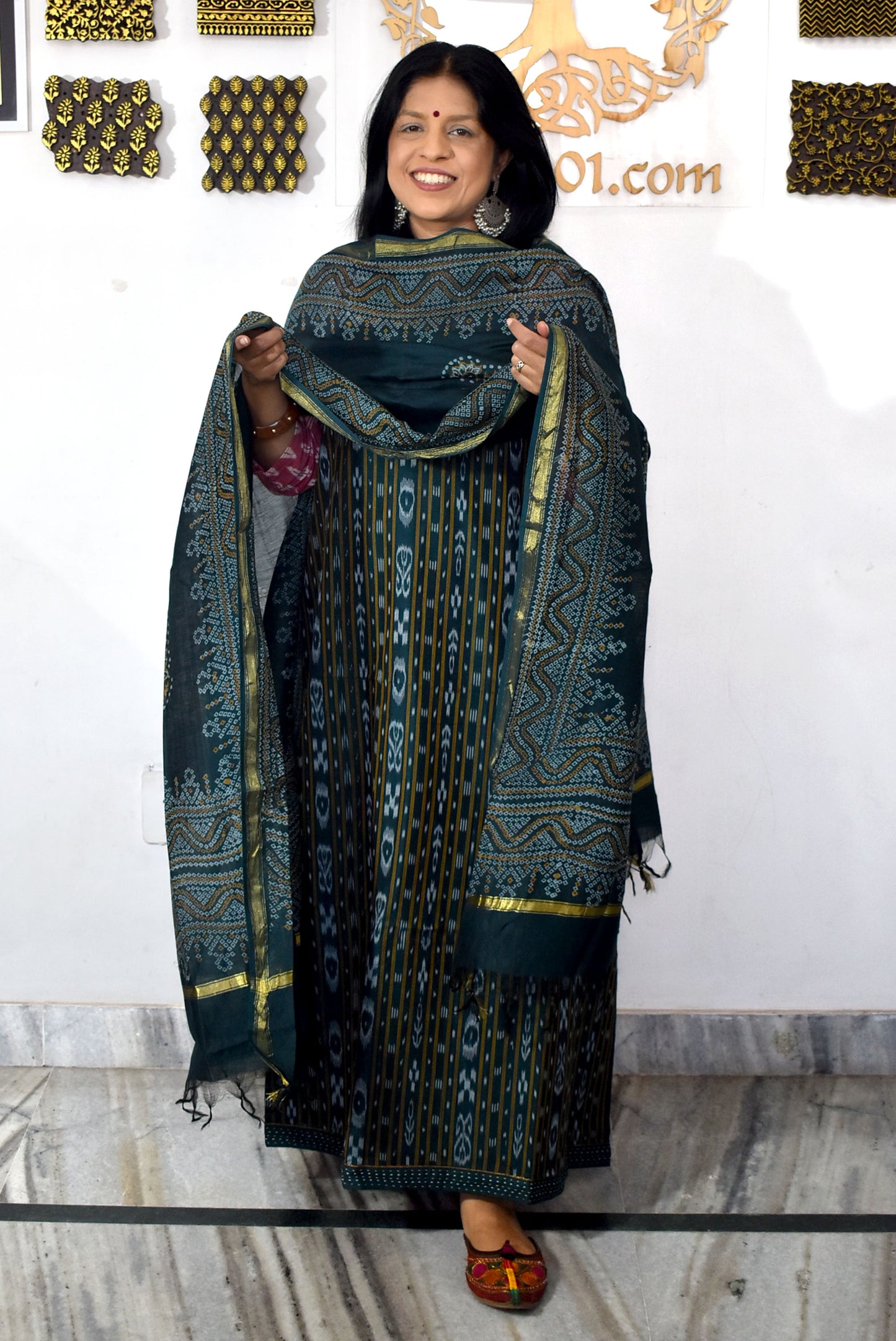 Handwoven Sambalpuri ikkat Cotton kurta with Chanderi Dupatta & Cotton Bottom - 3 pc set