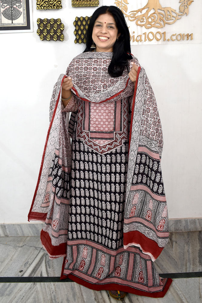 Bagh Hand Block Printed unstitched 3 pc Cotton suit fabric with block print from MP