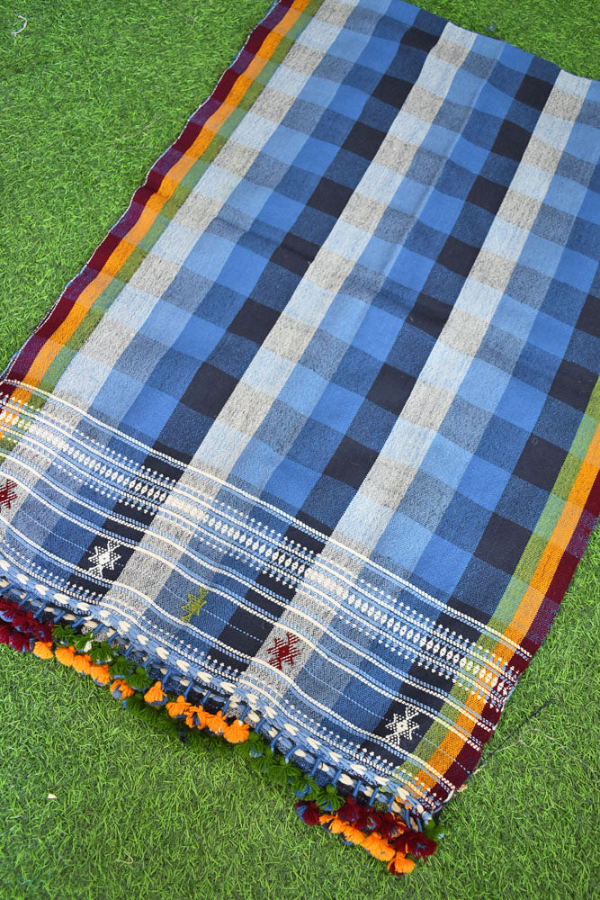 Warm Handwoven Bhujodi Handwoven Pure Wool stole with tassels
