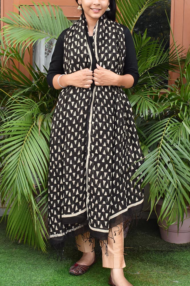 Elegant Hand Block Printed Pure Linen dupatta