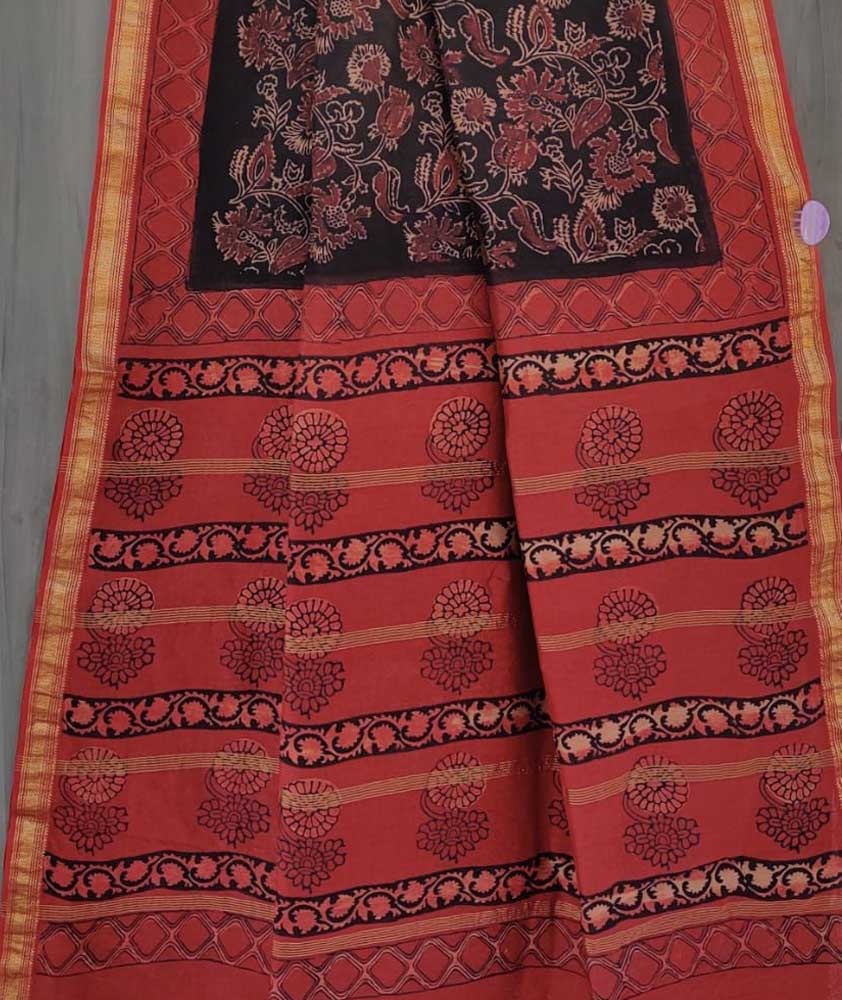 Elegant & Earthy Hand Block Printed Dabu Ajrakh Maheshwari Saree