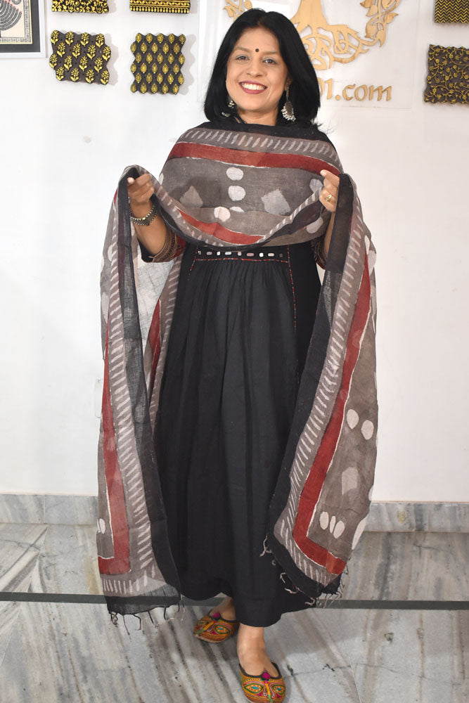 Elegant Hand Block Printed Pure Linen dupatta
