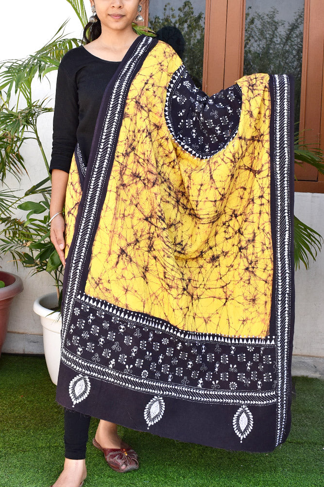 Handcrafted & Handembroidered Cotton Dupatta with Bengal Kantha & Batik work
