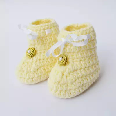 Set of 2 - Handmade Woolen Baby Booties set - Size 0 to 6 months