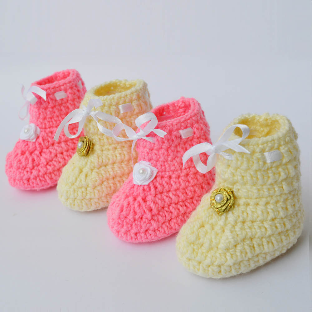 Set of 2 - Handmade Woolen Baby Booties set - Size 0 to 6 months