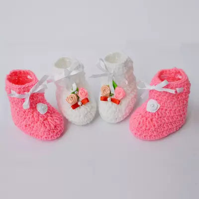 Set of 2 - Handmade Woolen Baby Booties set - Size 0 to 6 months