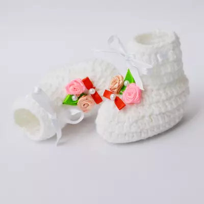 Set of 2 - Handmade Woolen Baby Booties set - Size 0 to 6 months