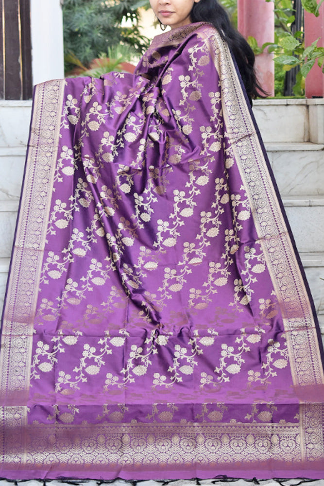 Beautiful Banarasi Dupatta with All over floral jaal