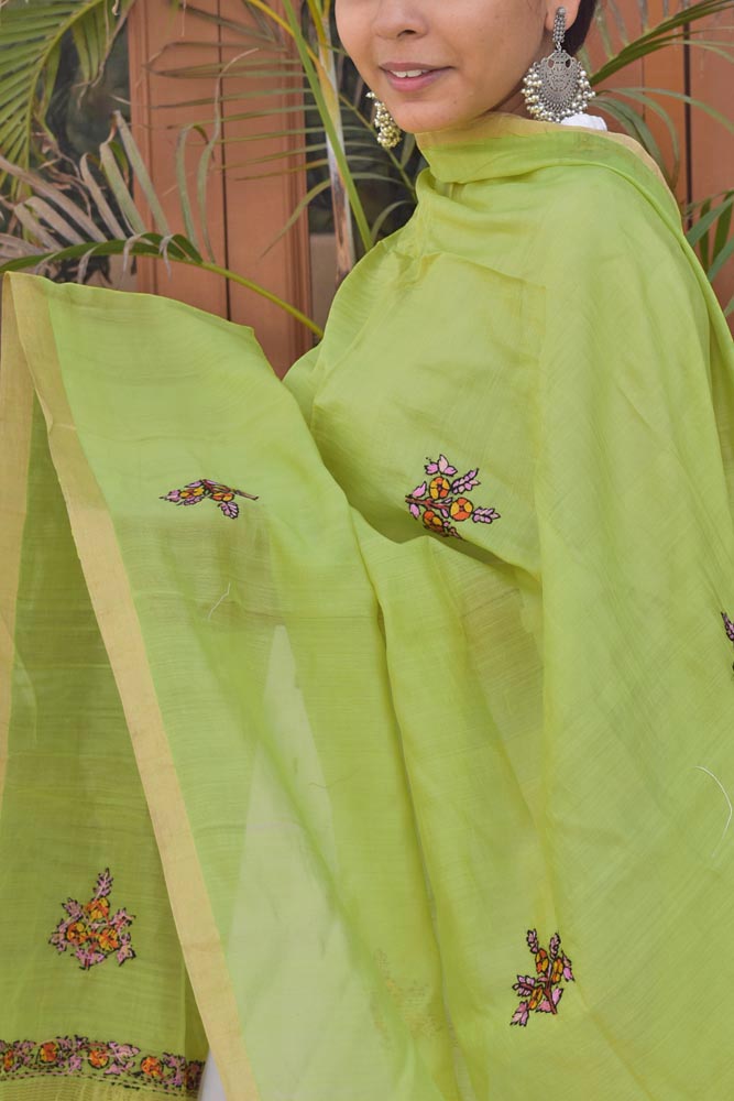 Elegant Pure Maheshwari Silk Cotton Dupatta with Kashmiri Hand Embroidery
