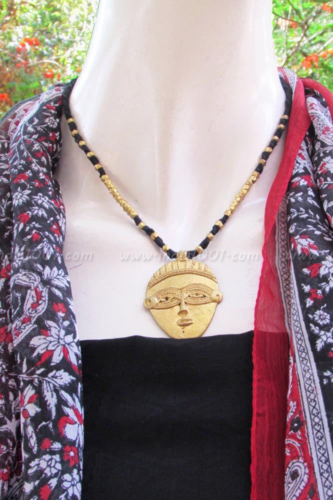 Thread necklace with Beads & Antique Pendant