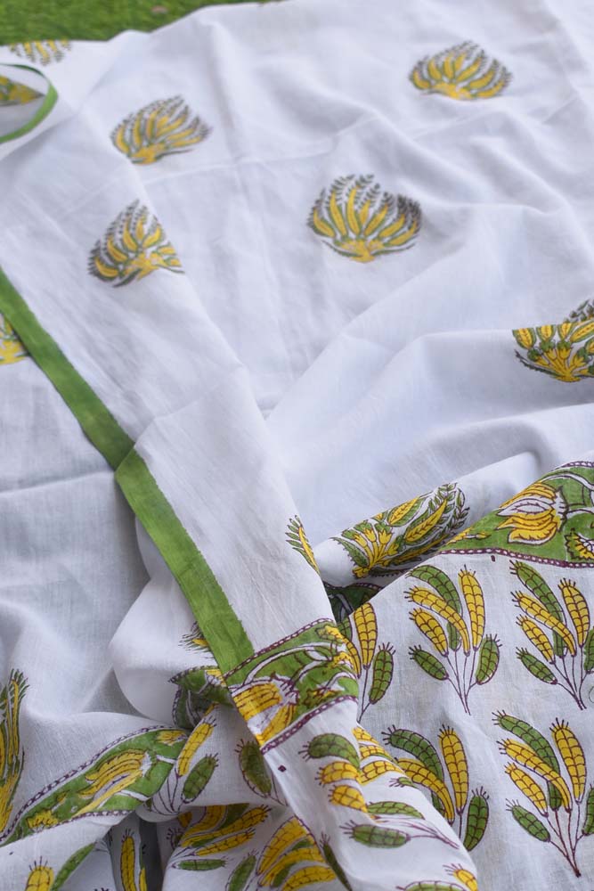 Beautiful Soft Mul Cotton dupatta with Sanganer Block Print